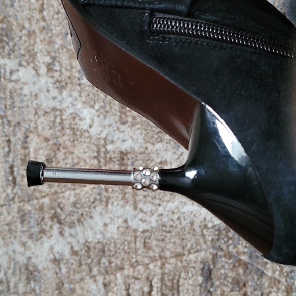 Gucci Vintage Pointed Toe High Knee Suede Boots With Stiletto Heels - Picture 4 of 15